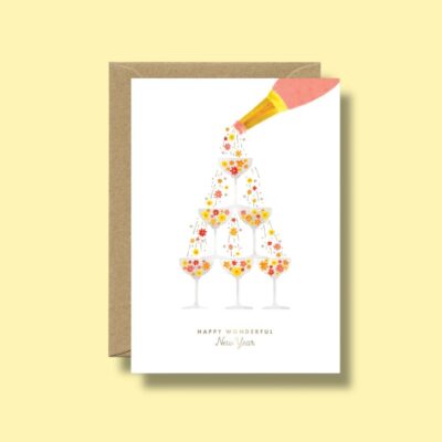 Grusskarte Champagner Turm mit Blumenprint und Text Happy Wonderful New Year. Gestaltet von All The Ways To Say. Hergestellt in Frankreich. Aquarellzeichnung auf Papier. Blanko Inhalt und mit Couvert geliefert.
