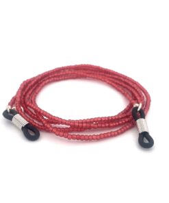 Brillenkette Blood Orange – blutorange, leicht transparente Glasperlen, handgefertigt in Nepal für OBO Zürich.