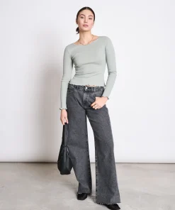 Jan’n’June AVERSA Longsleeve Muted Seaspray, Vorderansicht, Slim Fit aus Bio-Baumwolle