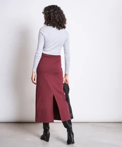 Rückansicht BURNITA Rock Intense Rust mit Schlitz, nachhaltiger Maxirock