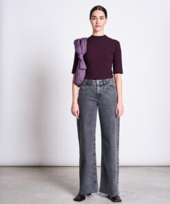 Jan’n’June NINA T-Shirt Cherry Lacquer, Vorderansicht, Slim Fit aus TENCEL™ Lyocell