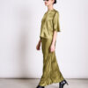 Jan’n’June SERIN Satinrock in Woody Olive, Midi-Länge aus nachhaltiger Ecovero™-Viskose, Vorderansicht