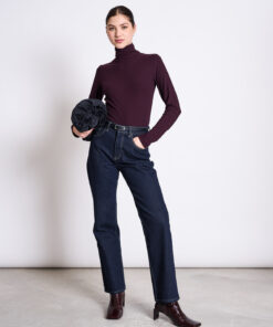 Jan’n’June VILCA Jeans in Dark Blue, High Waist Straight Fit aus Bio-Baumwolle, Vorderansicht